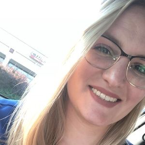 Meet your Posher, Katelyn